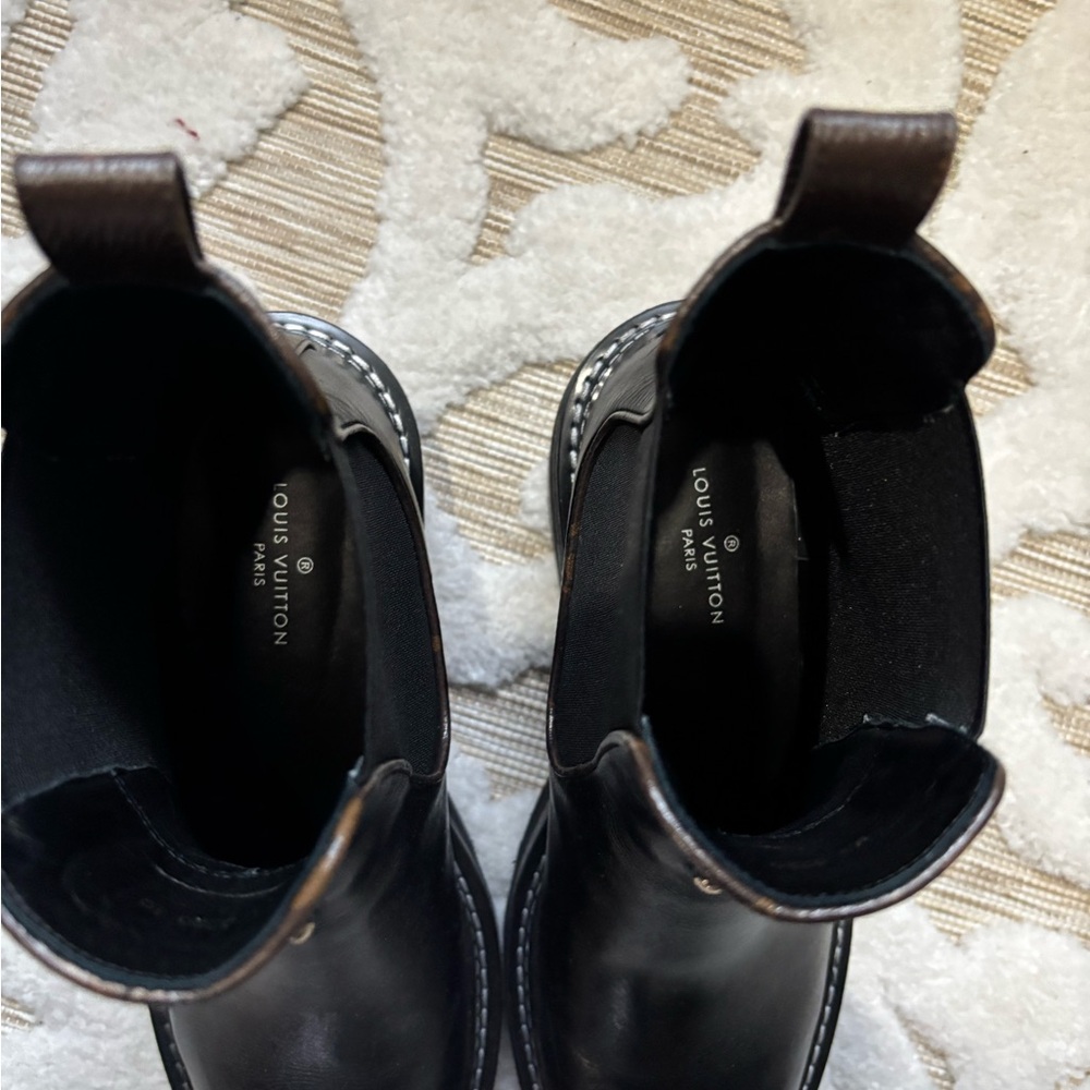 Women’s boots - Picture 9 of 16